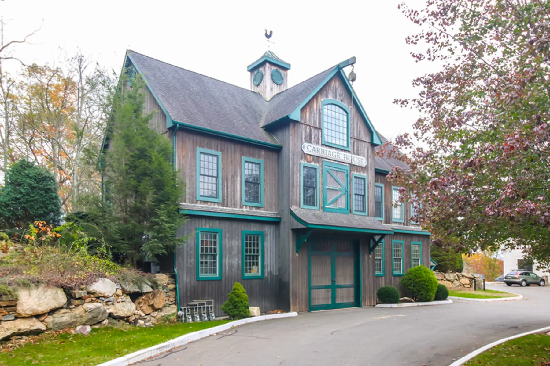 GATEHOUSE-43